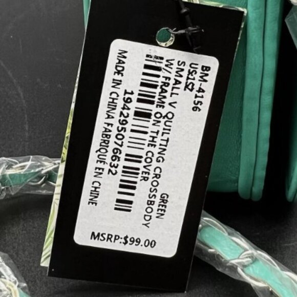 NWT Badgley Mischka V quilting crossbody detachable chain strap  BM-4156 green - Picture 8 of 9